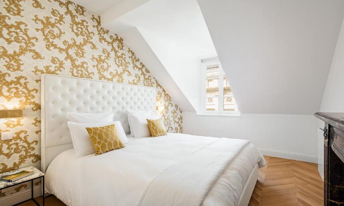 Notre-Dame Apartment | Les Demoiselles à Versailles - Au Pied du Château