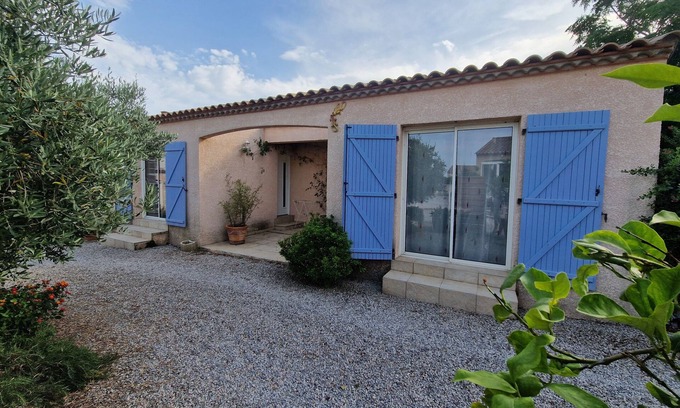Pinet House | Les Favières. Air-conditioned gîte, swimming pool. Wifi, Parking. Wed 15min. Vineyard heart