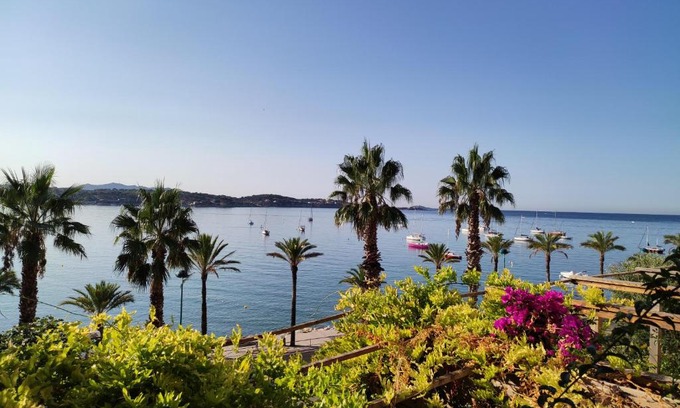 Bandol Hotel | Les Galets Hôtel et B&B