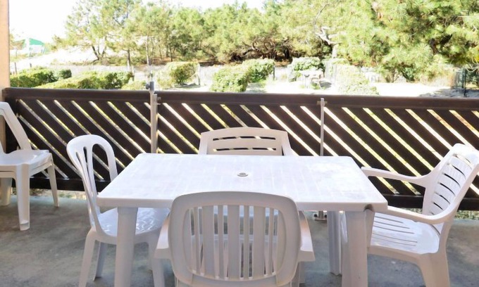 Carcans Plage Apartment | Les Hameaux de l'Océan 46T by Interhome