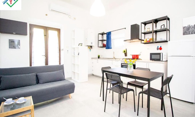 Pisa Apartment | LeS House - Apartment 1 by TuscanyWeGo