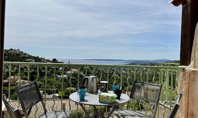 Les Issambres Apartment | Les Issambres T2 cabine 5 pers avec piscine et parking - FR-1-226-516