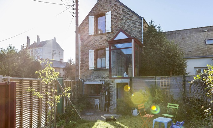 La Binquenais House | Les Ormeaux, Maison avec jardin, parking facile