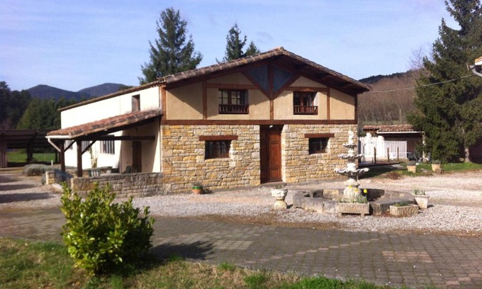 Arques House | Les Reves