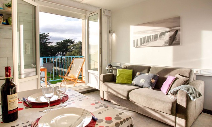 La Bernerie-en-Retz Apartment | Les Tilleuls by Interhome