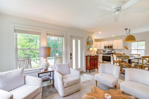 Manteo House | Less Than 6 Mi to Nags Head Manteo Beach House