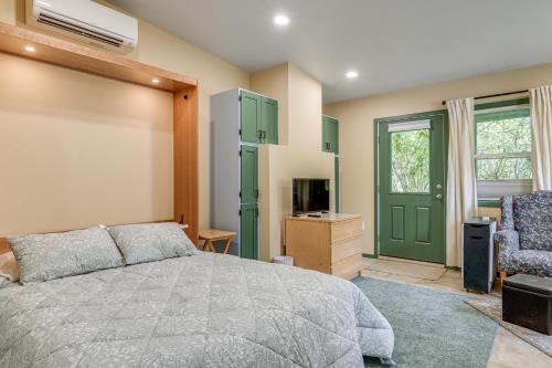 Corvallis Apartment | Less Than half Mi to OSU Studio in Corvallis Near Parks