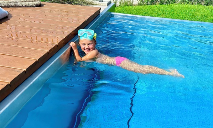 Palmovka House | Let's KiKi - Float & Fun Riverside with heated infinity pool and garden