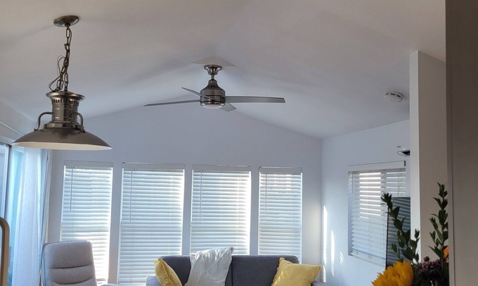 Leucadia Cottage | Leucadia Charming Beach Cottage, 2 blocks to the beach & great outdoor space!