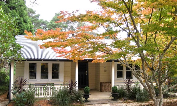 Leura House | Leura Country Cottage