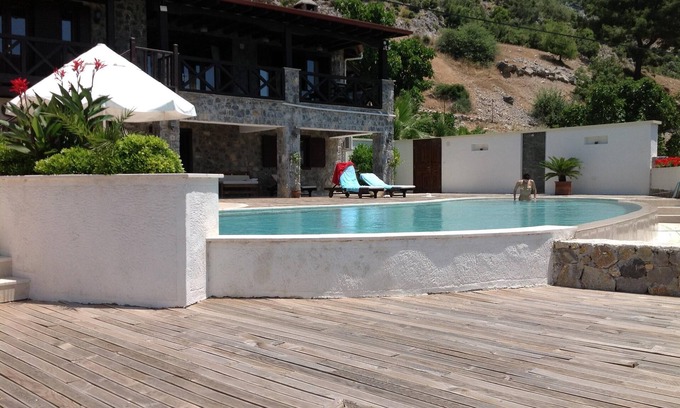 Fethiye Villa | Levent Rockhouse providing your every need