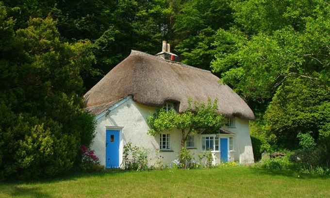 Lewtrenchard Cottage | LEW QUARRY COTTAGE, family friendly, with open fire in Lewdown