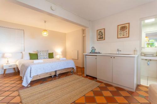 St. James Apartment | Ley Garden Cottage