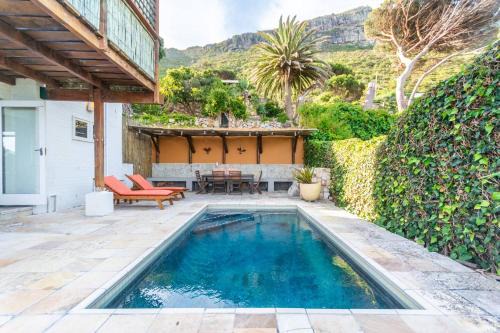 St. James Apartment | Ley Pool Cottage