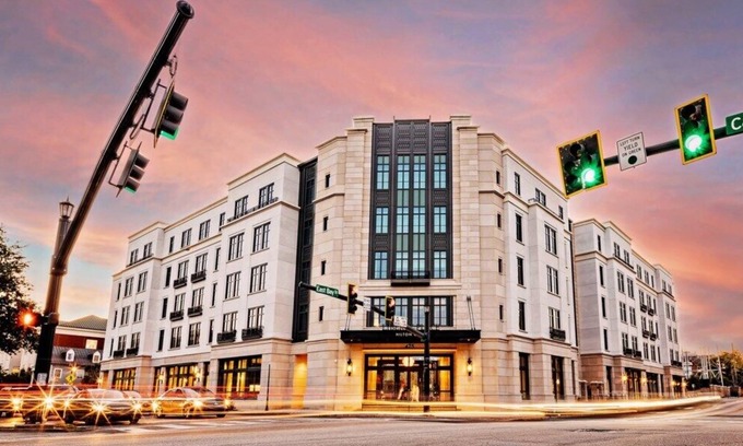 Downtown Charleston Apartment | Liberty Place Charleston, a Hilton Club - Studio Premier