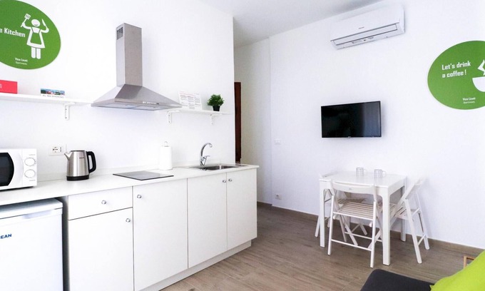 Rapallo Apartment | Liceti 5 A