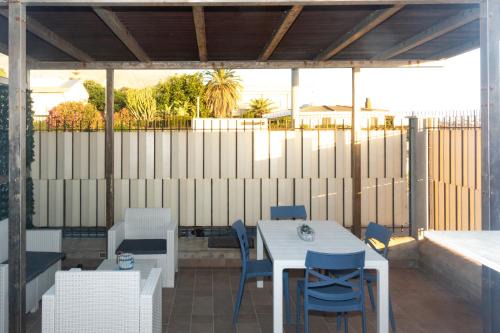 Villa Grazia di Carini House | Lido Azzurro Sea Apartments
