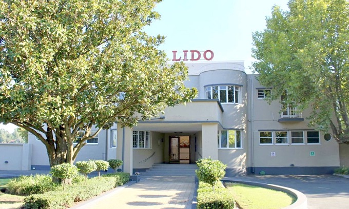 Greater Johannesburg Metropolitan Area Hotel | Lido Hotel