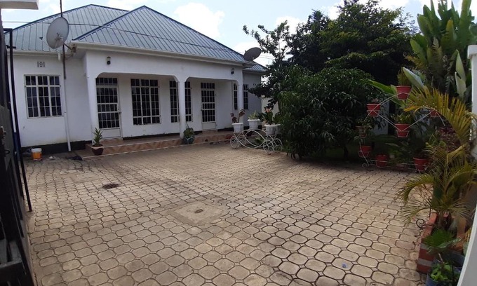 Usa Apartment | LIFT THEM UP homestay
