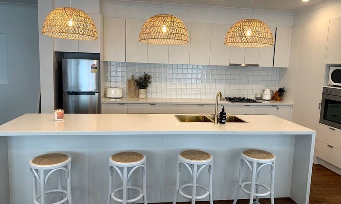 Inverloch House | Light & Airy Beach Retreat with a pool