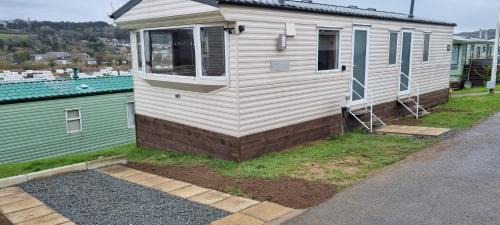 Penparcau Apartment | Light and Airy 2 Bedroom Mobile Home