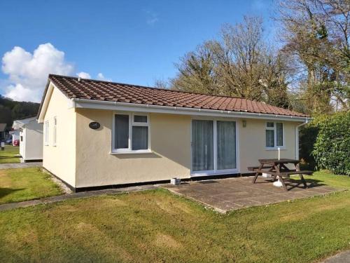 Liskeard House | Light and bright 3 bedroom bungalow in Cornwall
