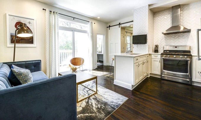 Buckhead Village House | Light-filled Cottage in the Middle of it All!!