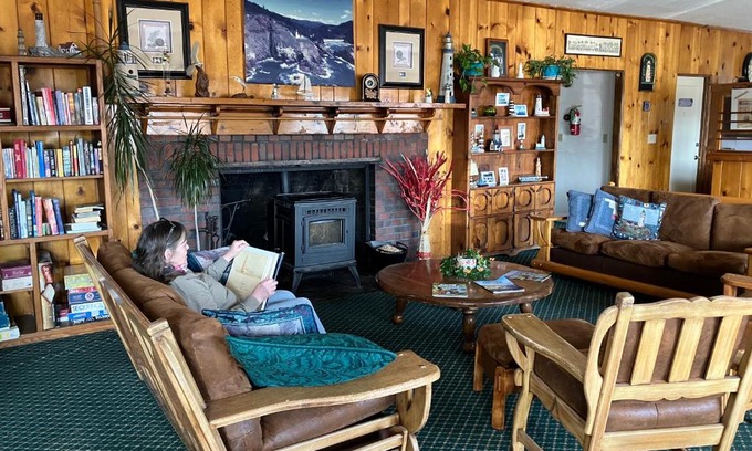 Florence Hotel | Lighthouse Inn