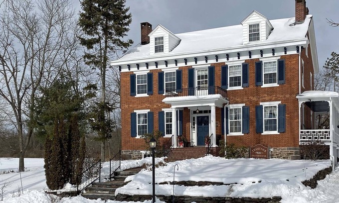 Gettysburg Bed & Breakfast | Lightner Farmhouse B&B