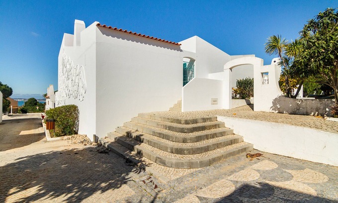 Prainha Apartment | Liiiving in Algarve Alvor Blue Villa