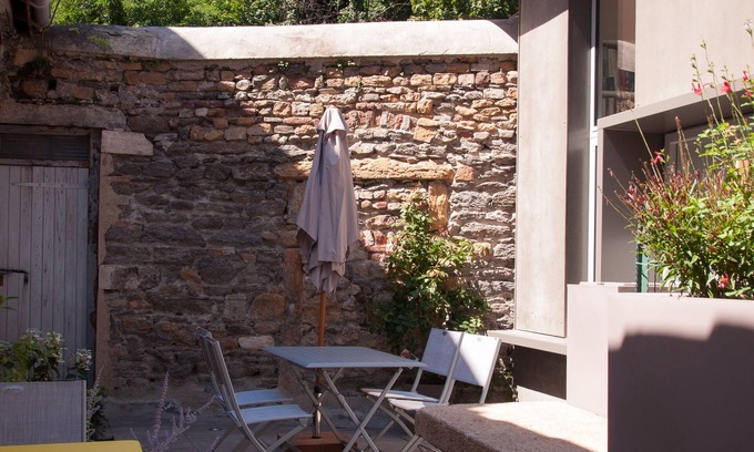 Gorge de Loup Apartment | Like a house close to the hypercentre