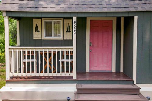 Hammondsport Apartment | Lil Hickory
