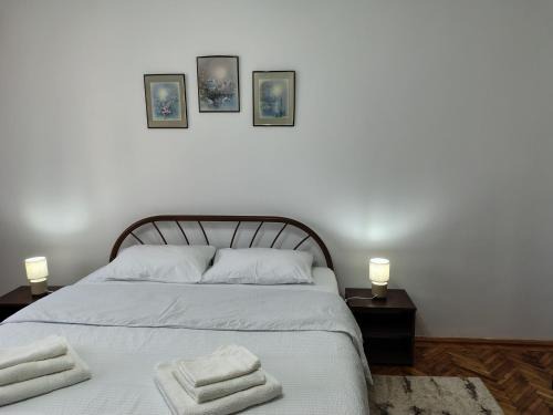 Sibiu Apartment | Lila
