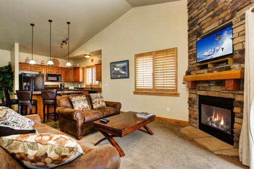 Bear Hollow Village Apartment | Lillehammer Escape 1301