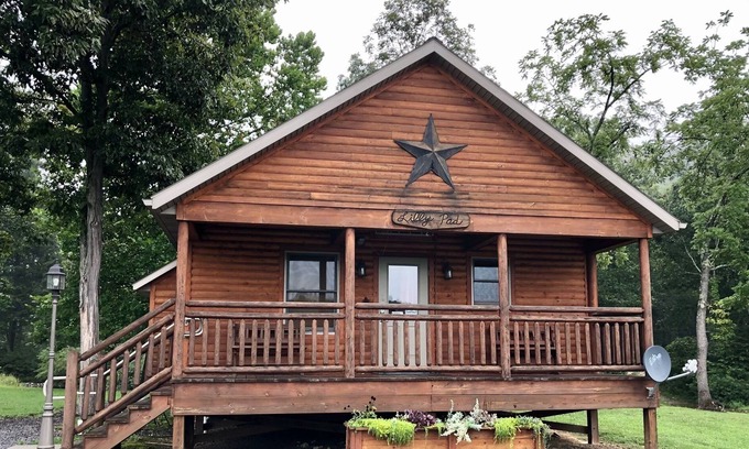 Clearville Cabin | Lilly Pad At Creekside Resort