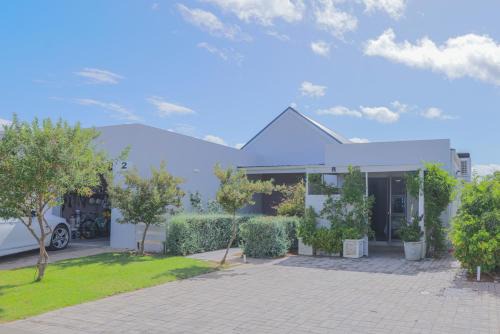 Robertson Apartment | Lily's Rest, Village on Silwerstrand, Robertson