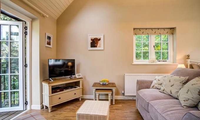 Burford House | Lime Tree