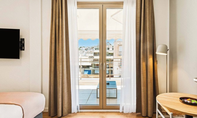 Piraeus Apartment | Limehome Piraeus Iris