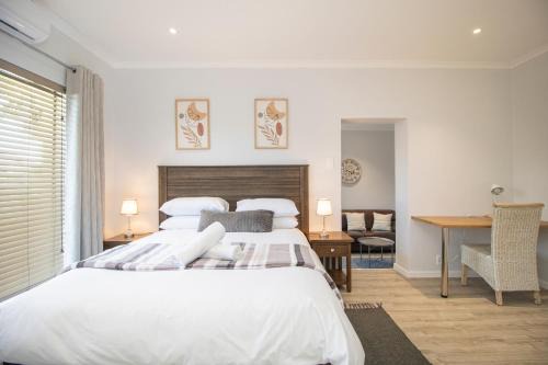 Somerset West Apartment | Lin's Snooze Inn