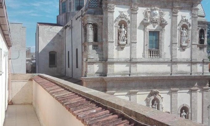 Alcamo Historic Center House | Linda Rooms