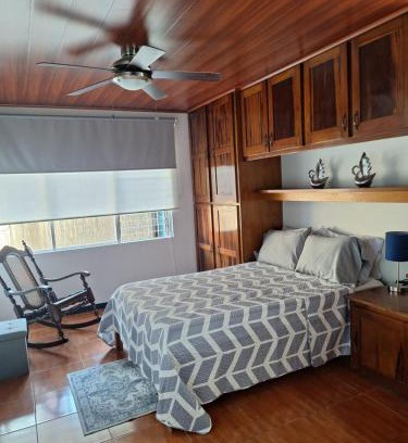 Alajuela House | Linda y céntrica habitación