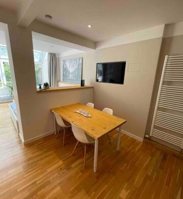 Dobbenviertel Apartment | Linden Studio
