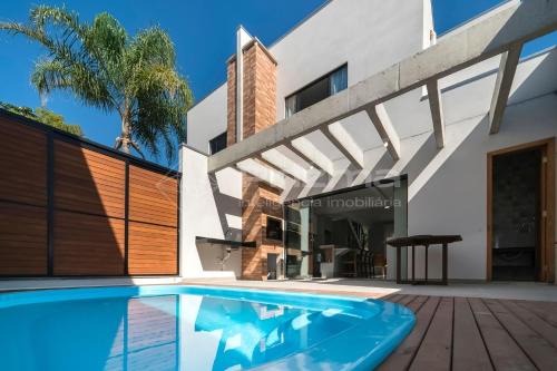 Mariscal House | Lindo duplex geminado na Praia de Mariscal.