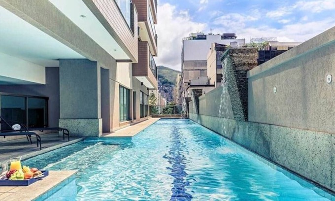 Copacabana Hotel | Line Rio: 1Qto Com Piscina, Sauna, Academia, Workstation, Garagem A 100m Das Praias de Copacabana e Ipanema (CP01-172T)