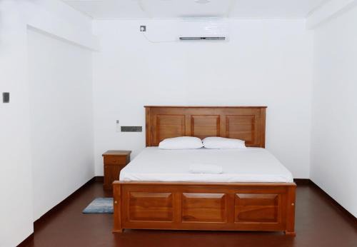 Polhena House | Linesa holiday resort