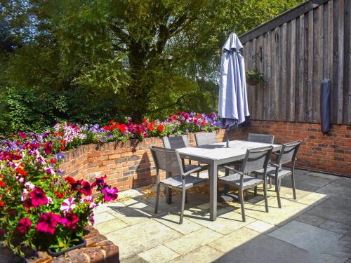 Raymonds Hill House | Linhay Cottage