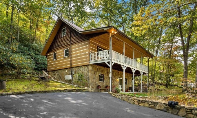 Frank House | Linville Mountain Hideaway