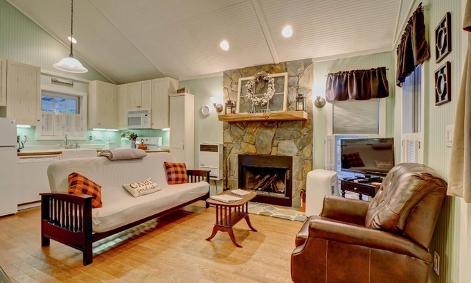 Altamont Cottage | Linville River Cottage