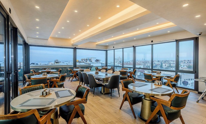 Beyazit Hotel | Lions Royal