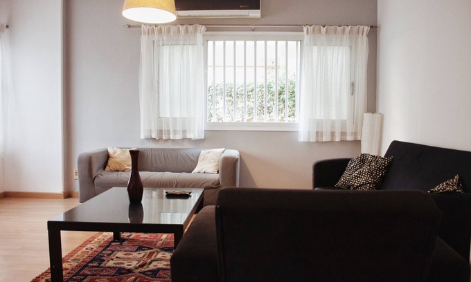 Taqseem Laselky Apartment | Lisianthus Blossom Hideaway 2BR